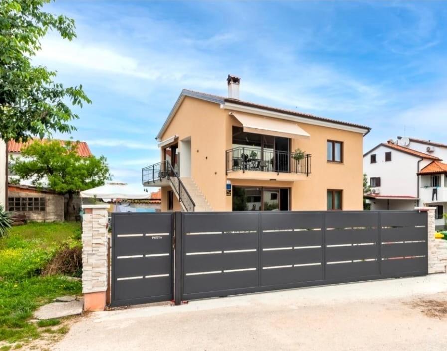 Apartman Lorena Rovinj Eksteriør bilde